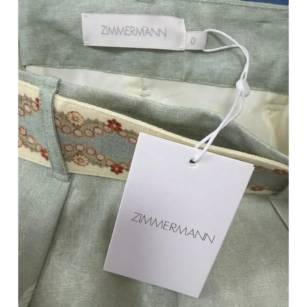 Daylight Tuck Linen Shorts